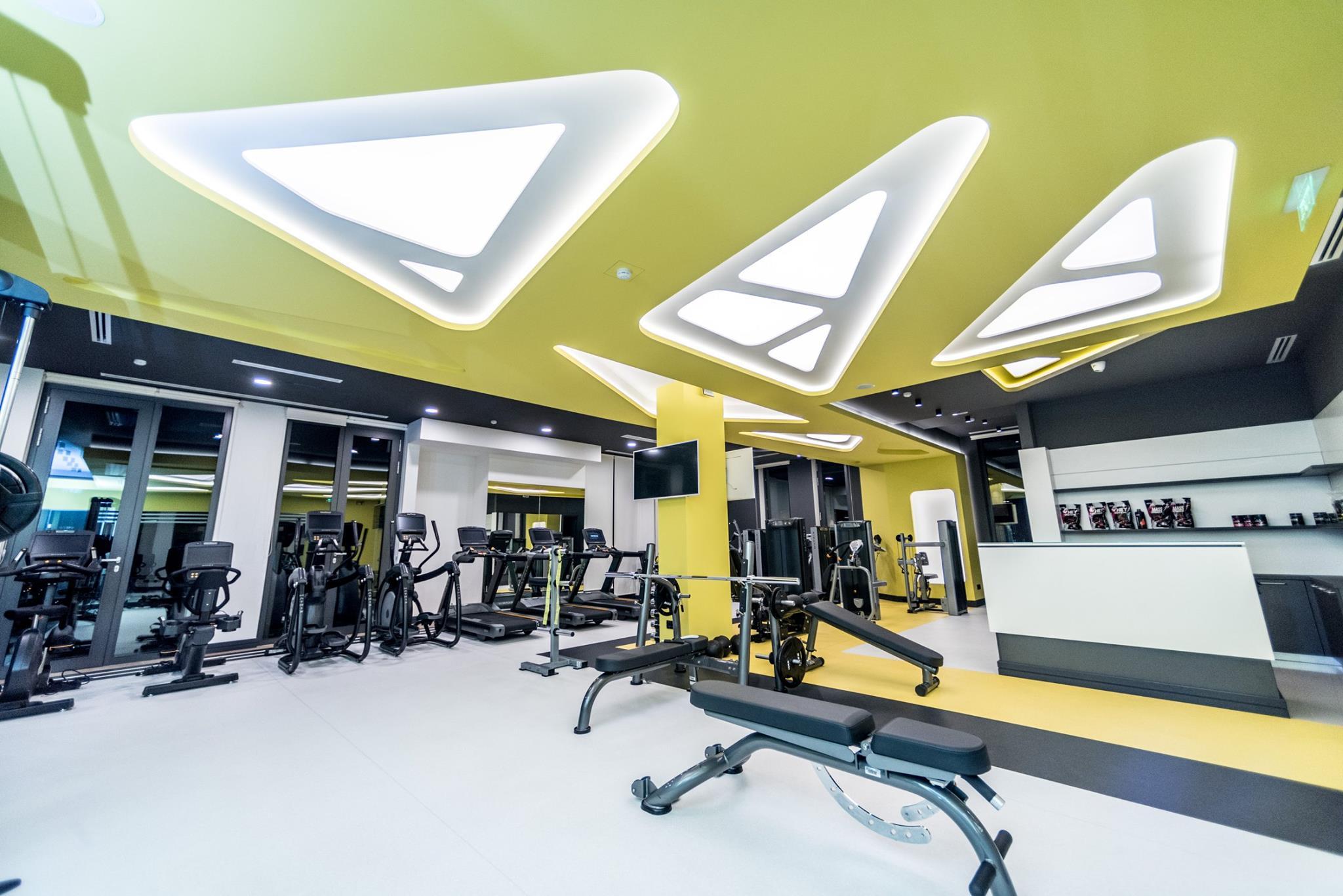 فندق أجابابيانز يريفان المظهر الخارجي الصورة The gym at the hotel
