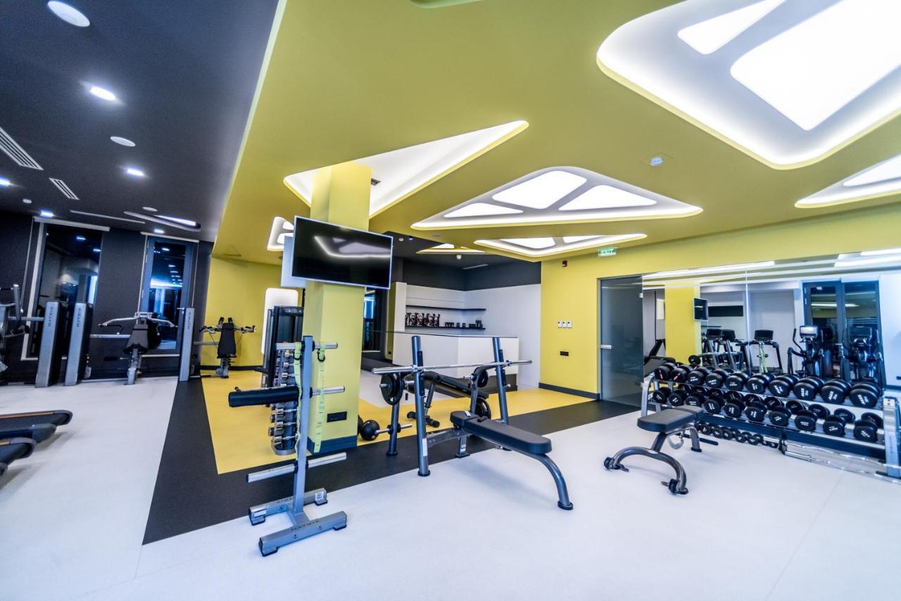 فندق أجابابيانز يريفان المظهر الخارجي الصورة The gym at the hotel